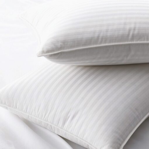 soft hotel pillow light weight cotton High quality industry وسادة فندقية خفيفة من الألياف بحشوة مريحة و عملية وسادة