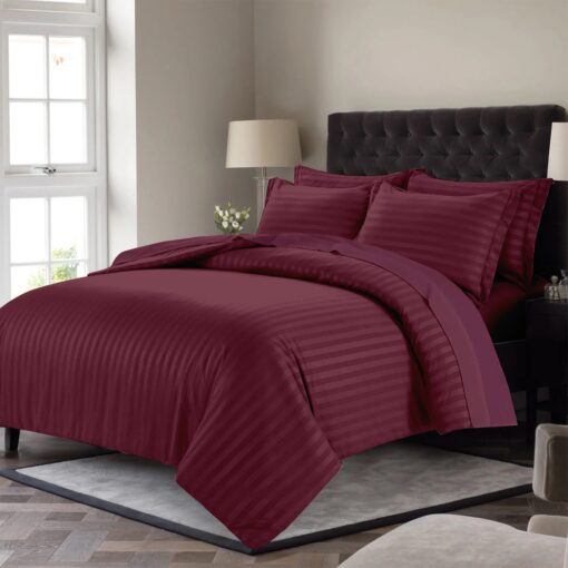 HOTEL COMFORTER WITH PRACTICAL MATERIAL King Pillow Cover, Comforter, Fitted Sheet Modern soft Hotel Collection purple لحاف فندقي عالي الجودة صحي ناعم ومريح في النوم